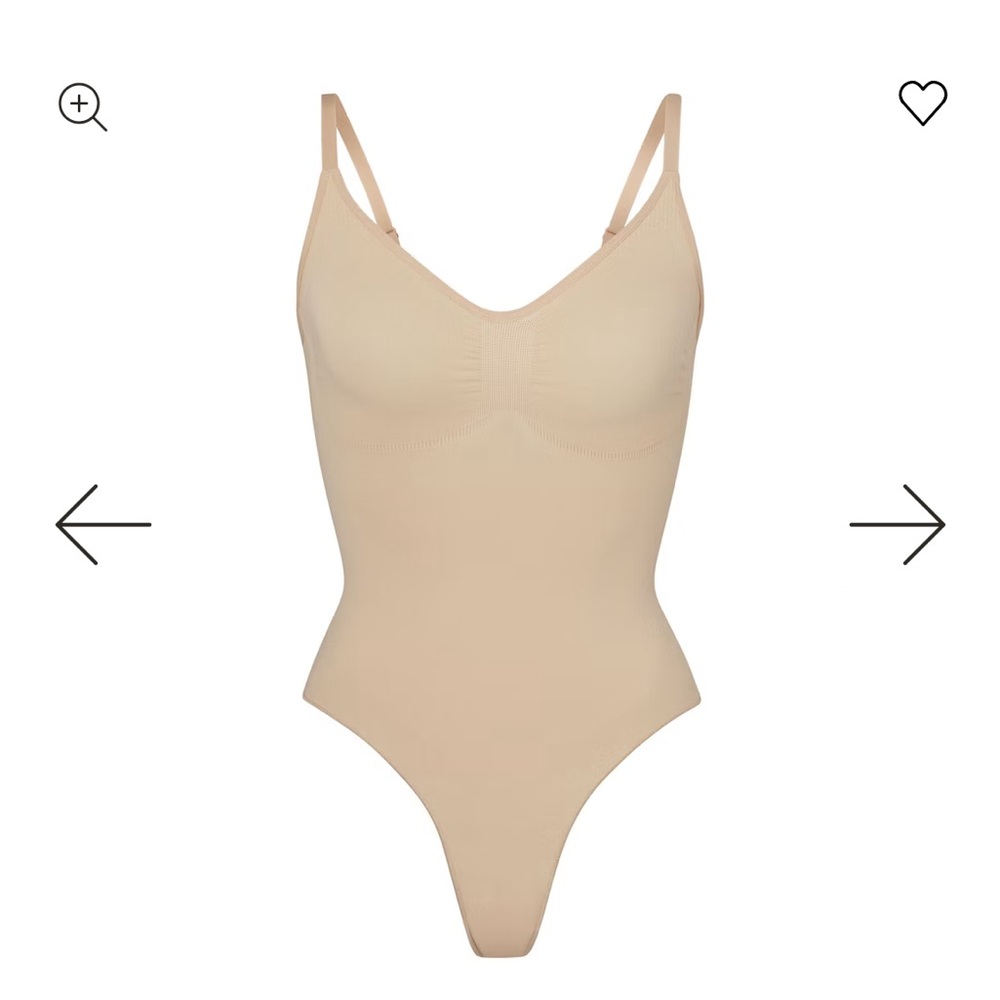 SKIMS Sculpting Thong Bodysuit in Mica, size medium